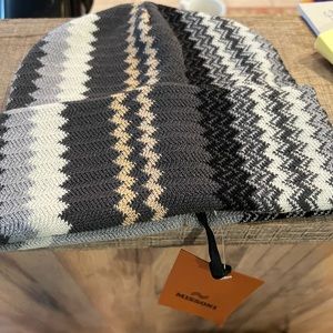 MISSONI
Zigzag Wool Blend Beanie